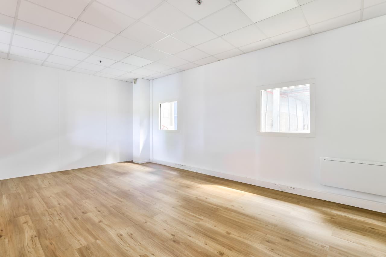 Entrepôt classe a Gargenville 8472m² Location entrepôt classe a Gargenville Yvelines OLLOG2423414 10